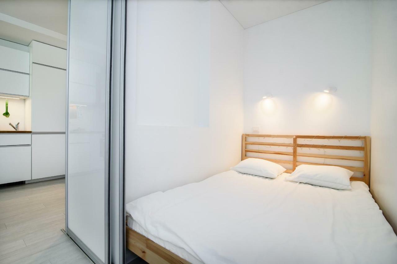 וילנה #Stayhere - Comfy & Stylish Studio With Green Patio Close To Old Town מראה חיצוני תמונה