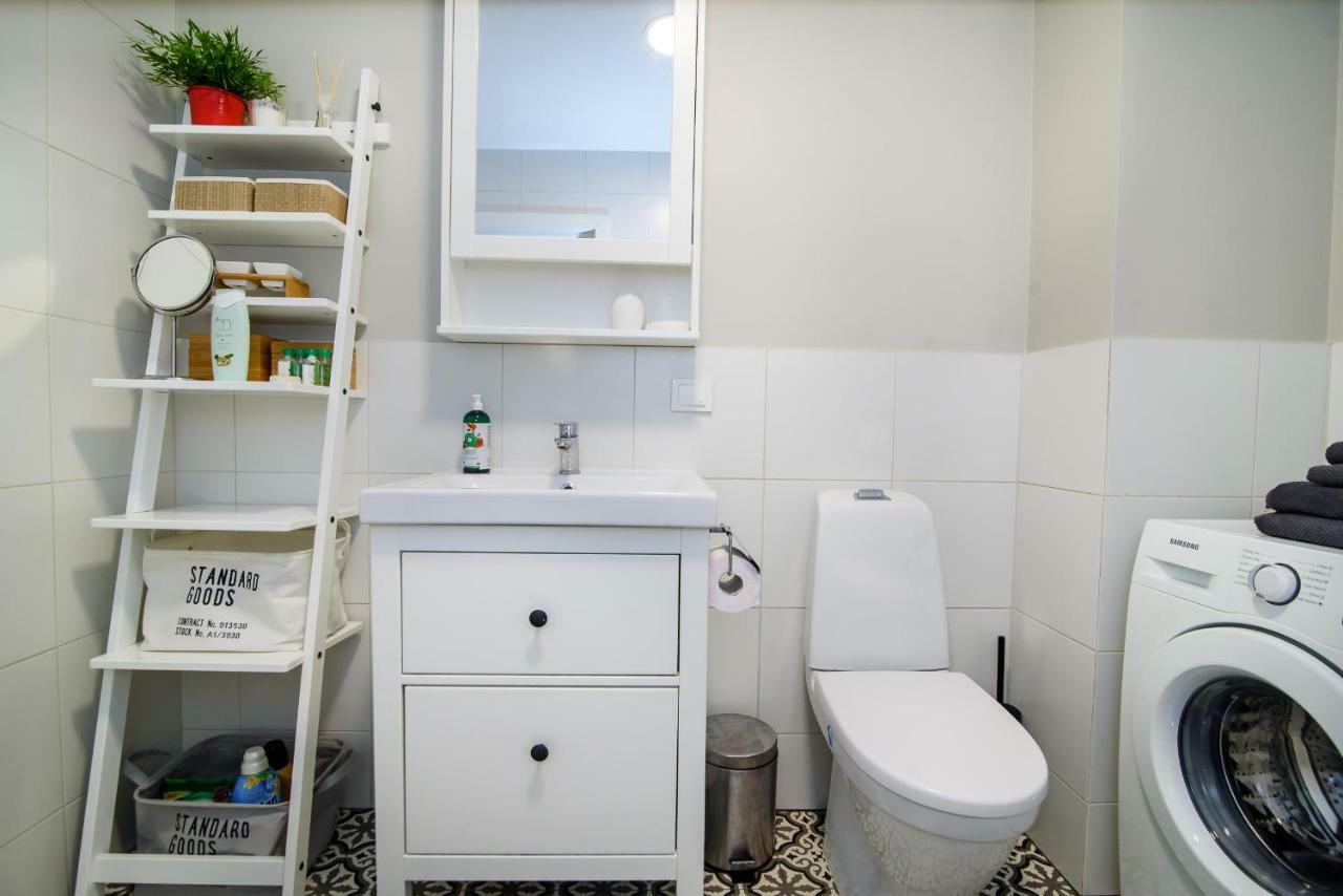 וילנה #Stayhere - Comfy & Stylish Studio With Green Patio Close To Old Town מראה חיצוני תמונה